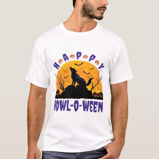 Happy Howl O Ween Howling Halloween Dog Essential  T-shirt (Voorkant)