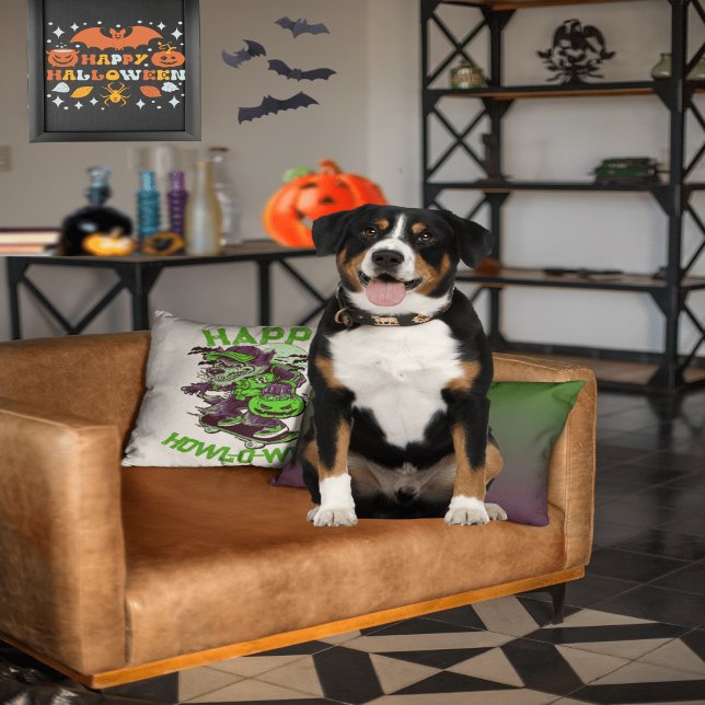 Happy Howl-o-ween Wolf Riding op Skateboard Kussen (Creator heeft geüpload)