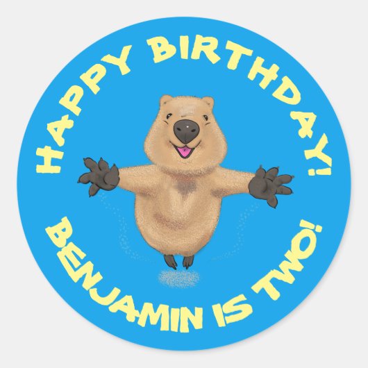 Happy jumping quokka gepersonaliseerde cartoon ver ronde sticker (Voorkant)