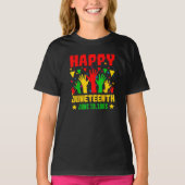 Happy Juneteenth Black Red Green Yellow Hands T-shirt (Voorkant)