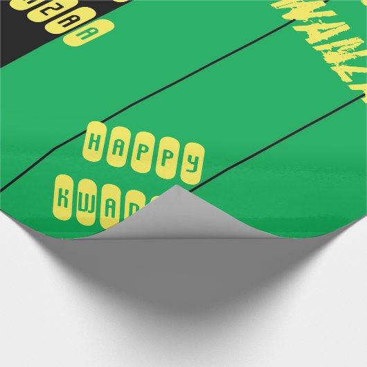 Happy Kwanzaa Rood Zwart Groen Strepen Patroon Cadeaupapier (Hoek)