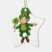 Happy Leprechaun en Shamrock Keramisch Ornament (Links)