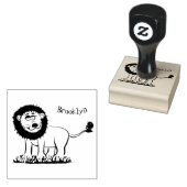 Happy lion met vlinderse cartoon illustratie rubberstempel (Gestempeld)