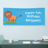 Happy lion met vlinderse cartoon illustratie spandoek (Beurs)
