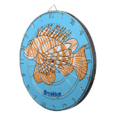 Happy lionfish cartoon illustratie dartbord (Voorkant Rechts)