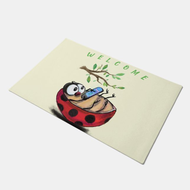 Happy Little Ladybug met Phone - Welkom Deurmat (Schuin)
