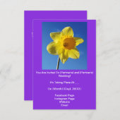Happy-Looking Yellow Daffodil Wedding Invitation RSVP Kaartje (Voorkant / Achterkant)