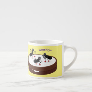 Happy miers schaatsen op koekjes cartoon espresso kop