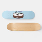 Happy miers schaatsen op koekjes cartoon persoonlijk skateboard (Horizontaal)