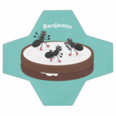 Happy miers schaatsen op koekjes cartoon voetbal (Enkel)