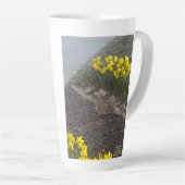 Happy Moederdag 2025 beroemd gemaakt door RoseWrit Latte Mok (Rechterhoek)