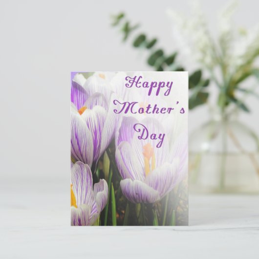 Happy Moederdag Bright Paarse en witte Tulips Briefkaart (Staand voorkant)