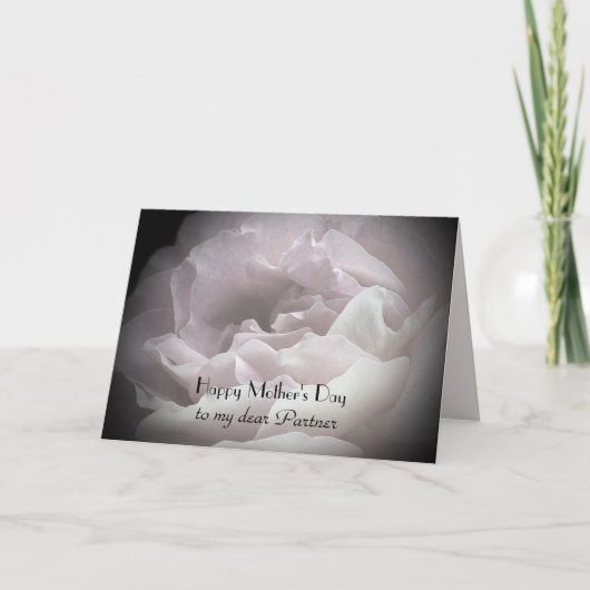 Happy Moederdag to Partner Roos Petals Greeting Kaart (Voorkant)