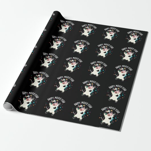 Happy Moo Year Funny Koe Pun Dark BG Cadeaupapier (Uitgerold)