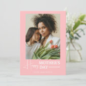 Happy Mothers Day | Eenvoudige moderne scriptfoto Feestdagenkaart (Staand voorkant)