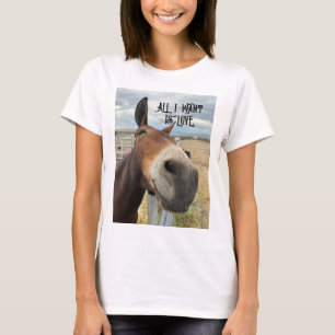 Happy mule heeft een grote IK WIL LIEFDE glimlach T-shirt