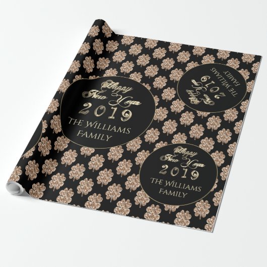 Happy New Year 2019 Elegant Black and Gold Clovers Cadeaupapier (Uitgerold)