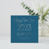 Happy New Year 2023 Elegant Script Ocean Blue Feestdagenkaart (Staand voorkant)