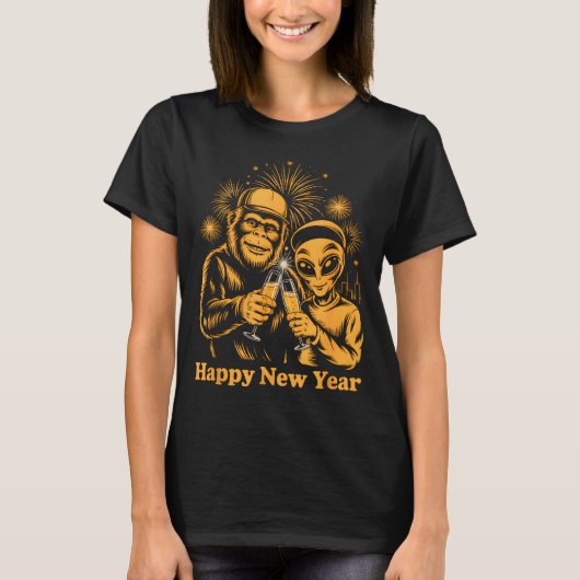 Happy New Year Bigfoot And Alien Sasquatch Firewor T-shirt (Voorkant)