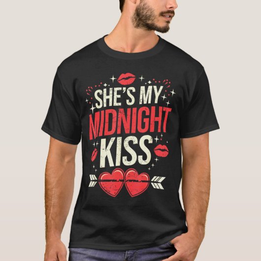 Happy New Year Couples She's My Midnight Kiss Vale T-shirt (Voorkant)