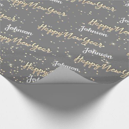 Happy New Year Golden Script Custom Name Grey Cadeaupapier (Hoek)