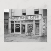 Happy News Cafe, 1938 Briefkaart (Voorkant)