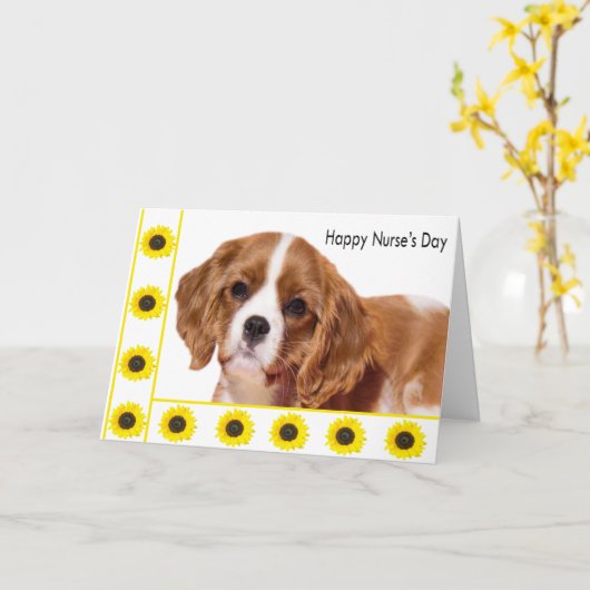 Happy Nurse's Day Cavalier King Puppy Zonnebloemen Kaart (Gele Bloem)