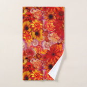 Happy Oranje Flower Field Garden Bad Handdoek (Handdoek)
