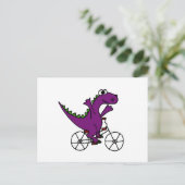 Happy Paars Dinosaur Riding Bicycle Briefkaart (Staand voorkant)