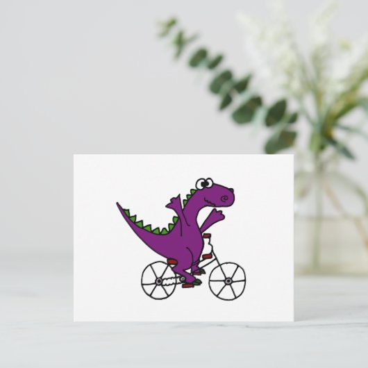 Happy Paars Dinosaur Riding Bicycle Briefkaart (Staand voorkant)