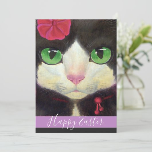 Happy Paast Tuxedo Cat Paarse Kitten Illustratie Feestdagenkaart (Staand voorkant)