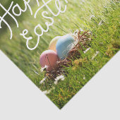 Happy Paaster Cute Bunny met Colorful Easter Tissuepapier (Detail)