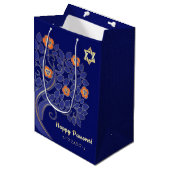 Happy Passover. Lentbloeiende boom Medium Cadeauzakje (Voorkant Gekanteld)