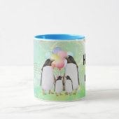 Happy penguin family with colorful balloons mok (Midden)