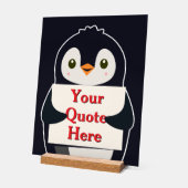 Happy penguin holding a sign to personalize acryl bord (Hoek)