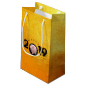 Happy PIg Jaar 2019 Originele 3D golden S Gift Bag Klein Cadeauzakje (Achterkant Gekanteld)