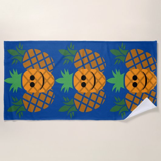 Happy Pineapple Design - Beach Towel Strandlaken (Voorkant)