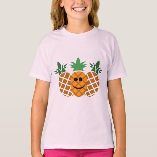 Happy Pineapple Design - Girls' Basic T-Shirt (Voorkant)