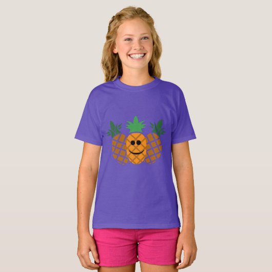 Happy Pineapple Design - Girls' Basic T-Shirt (Voorkant volledig)