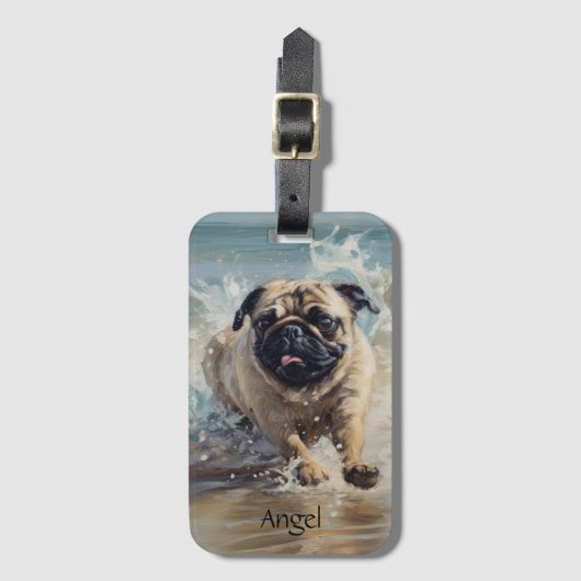 Happy Pug op het strand aanpasbaar Bagagelabel (Voorkant (verticaal))
