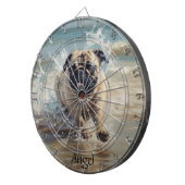 Happy Pug op het strand aanpasbaar Dartbord (Voorkant Rechts)
