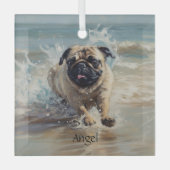 Happy Pug op het strand aanpasbaar Glas Ornament (Voorkant)