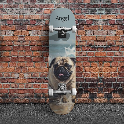 Happy Pug op het strand aanpasbaar Persoonlijk Skateboard