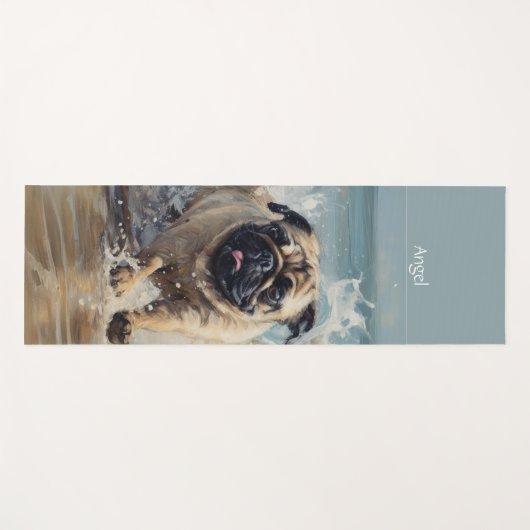 Happy Pug op het strand aanpasbaar Yogamat (Voorkant (horizontaal))