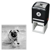 Happy Pug op het strand aanpasbaar Zelfinktende Stempel (In situ)