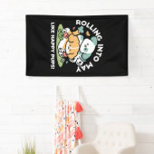 Happy Puppies Rolling Into May beroemd gemaakt doo Spandoek (Insitu)
