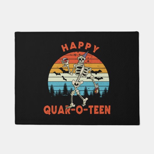 Happy QUAR-O -TEEN Grappig Skeletor Wijn Halloween Deurmat (Voorkant)