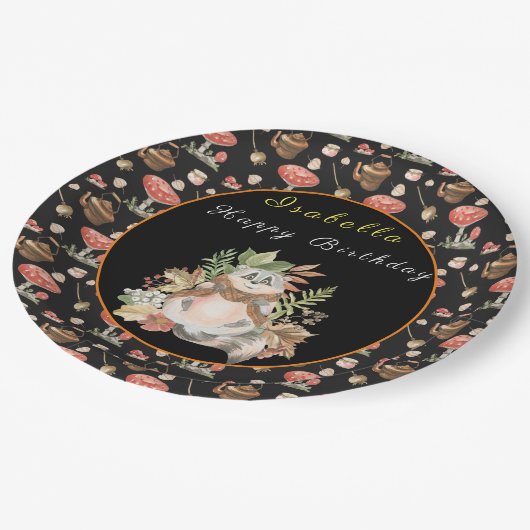 Happy Raccoon past Tekst en Kleur aan Papieren Bordje (Gekanteld)