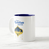 Happy Ramadan Kareem 2022 Coffee-Mok Tweekleurige Koffiemok (Voorkant links)