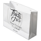 Happy retirement bold letter name year elegant sim groot cadeauzakje (Voorkant Gekanteld)